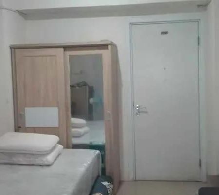Apartment Green Pramuka Tower Chrysant Yakarta Exterior foto